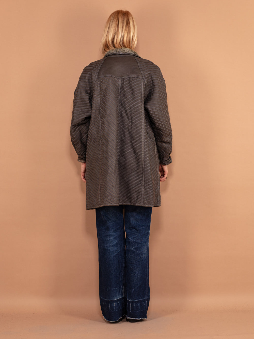 Vintage 80's Women Striped Sheepskin Coat in Grey - NorthernGrip