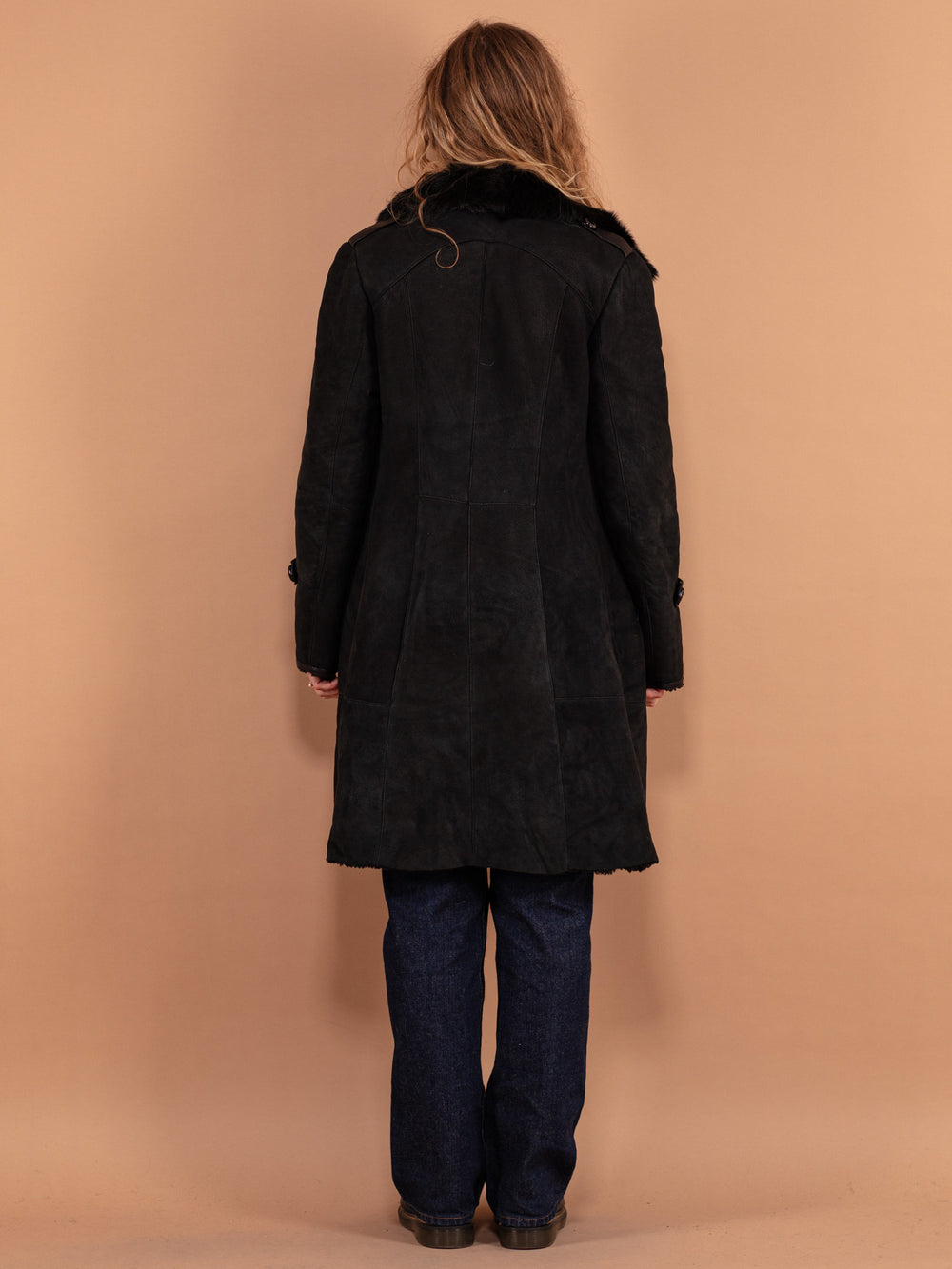 Vintage 90's Women Sheepskin Fur Coat in Black - NorthernGrip