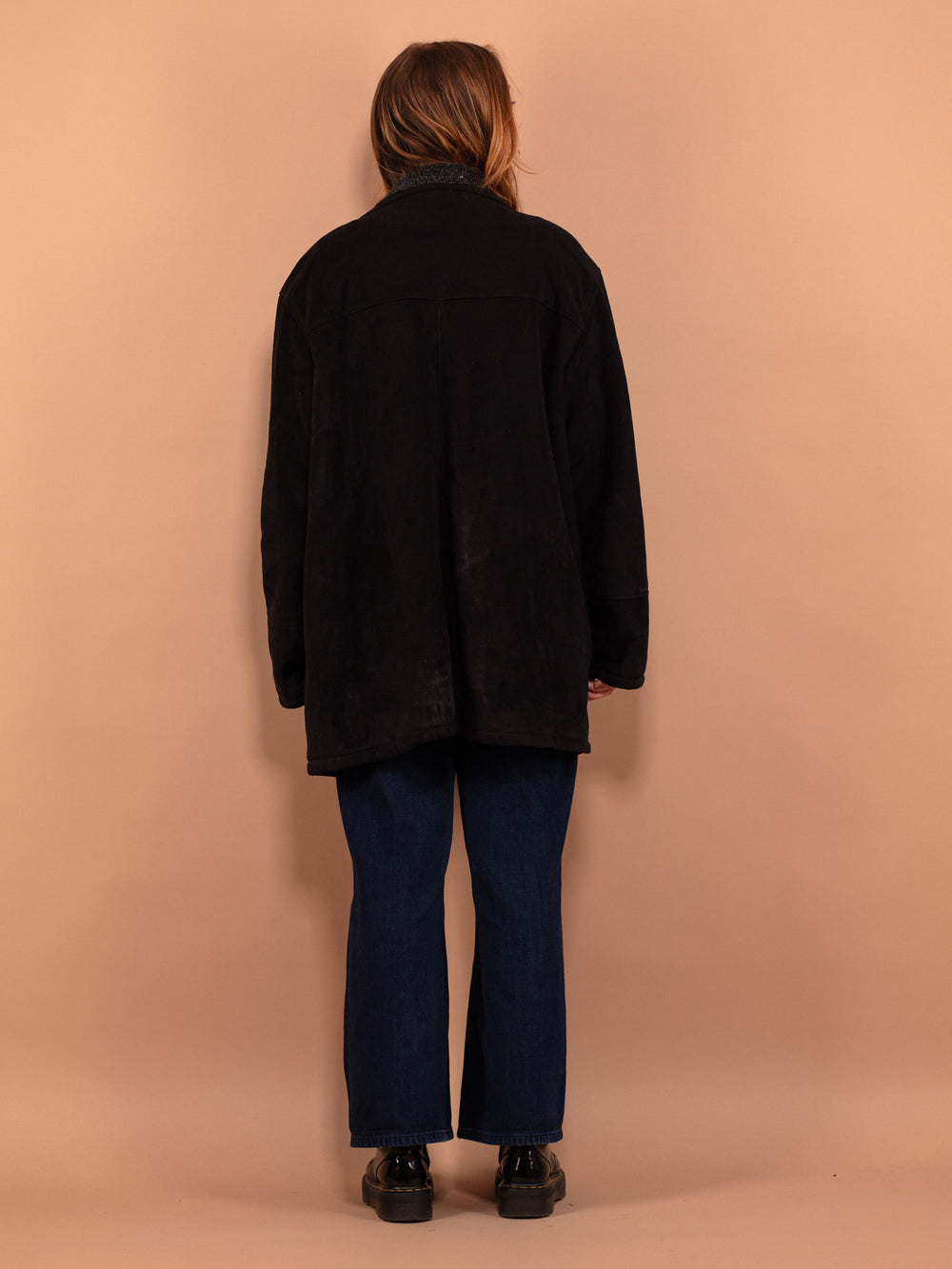 Vintage 90's Women Faux Sheepskin Coat in Black - NorthernGrip