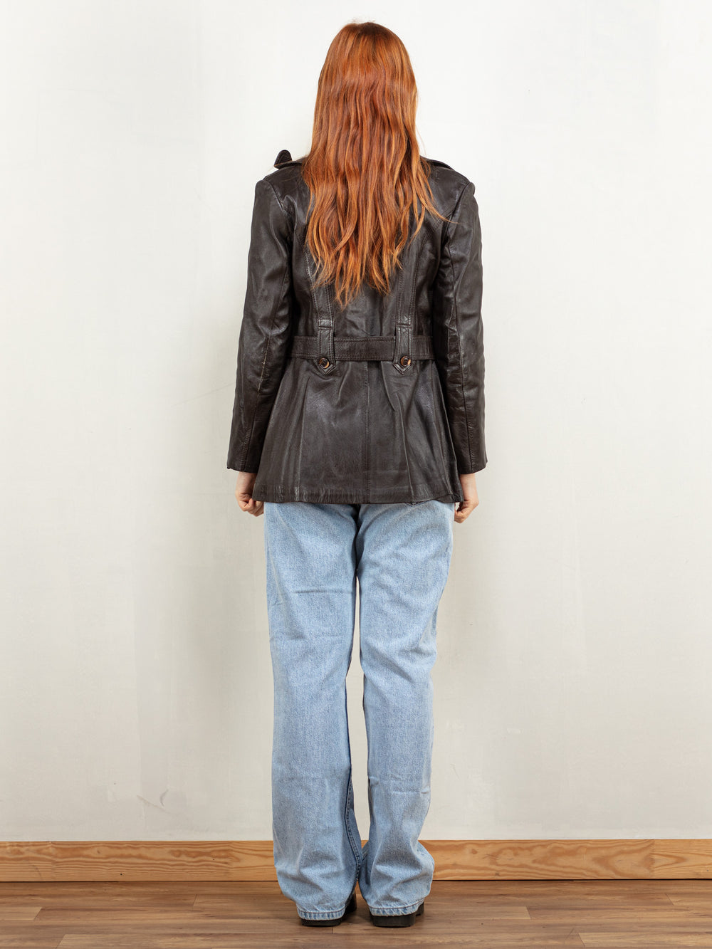 Vintage 70's Women Belted Leather Jacket in Brown - NorthernGrip