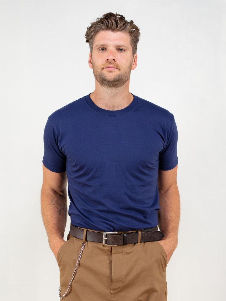 Vintage 90's Blue Men Basic T-Shirt