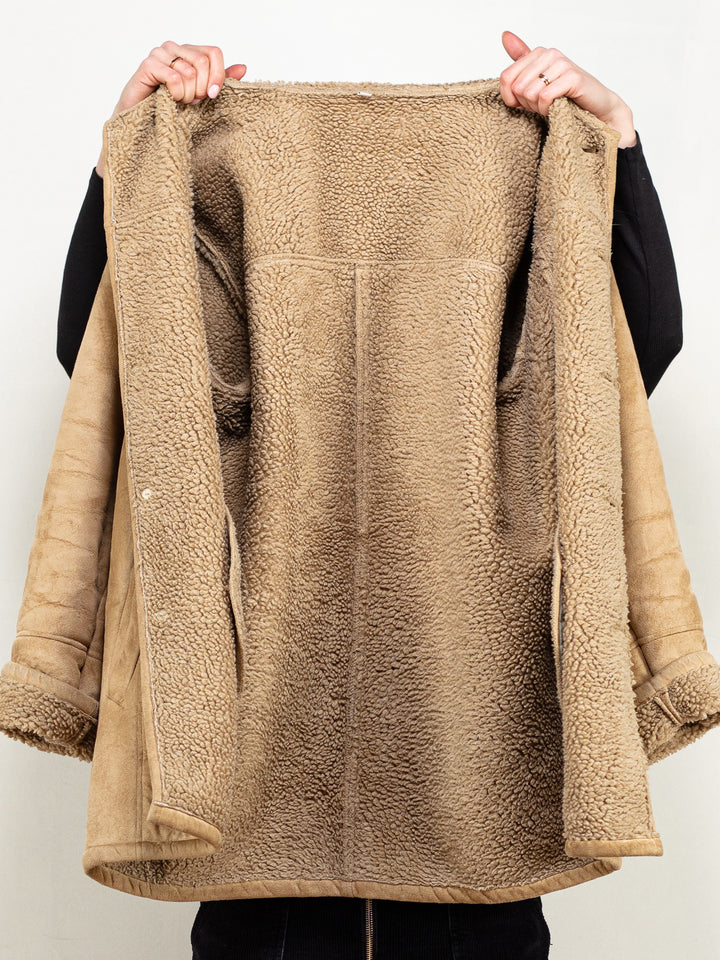 Vintage 90's Women Faux Sheepskin Coat in Beige - NorthernGrip