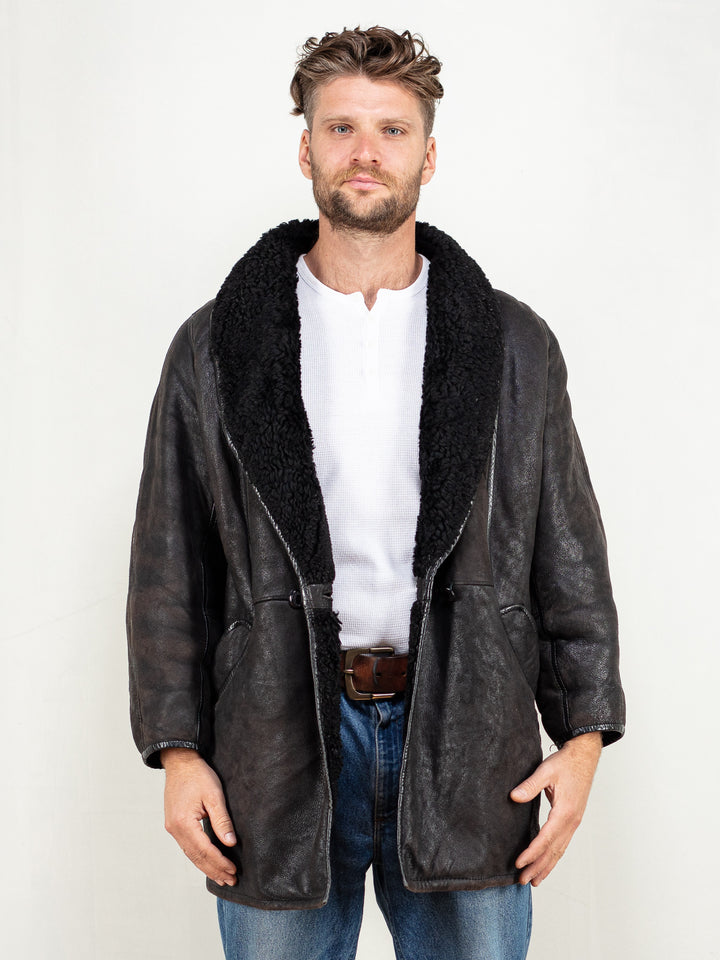 Vintage 80's Men Sheepskin Coat in Black - NorthernGrip