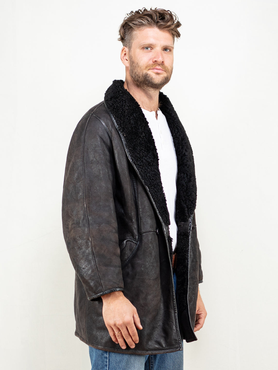 Vintage 80's Men Sheepskin Coat in Black - NorthernGrip