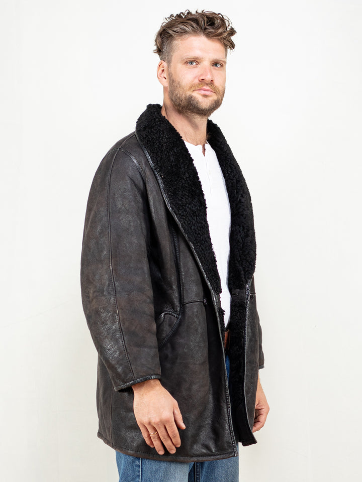 Vintage 80's Men Sheepskin Coat in Black - NorthernGrip