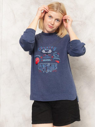 90s Blue Sweatshirt . Vintage Patterned Crewneck Sweatshirt Casual Sweatshirt Women Everyday Wear Jumper 90s Vintage Clothing . size Medium
