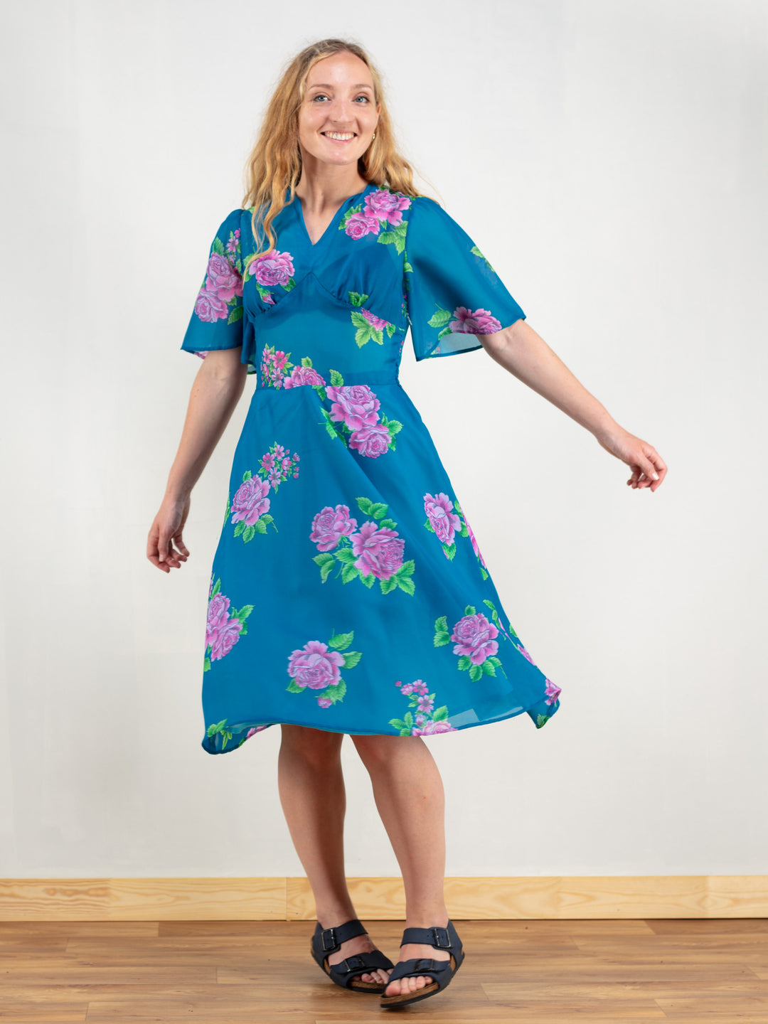 Online Vintage Store | 70's Blue Floral Dress Online Vintage Store | 70's Blue Floral Dress