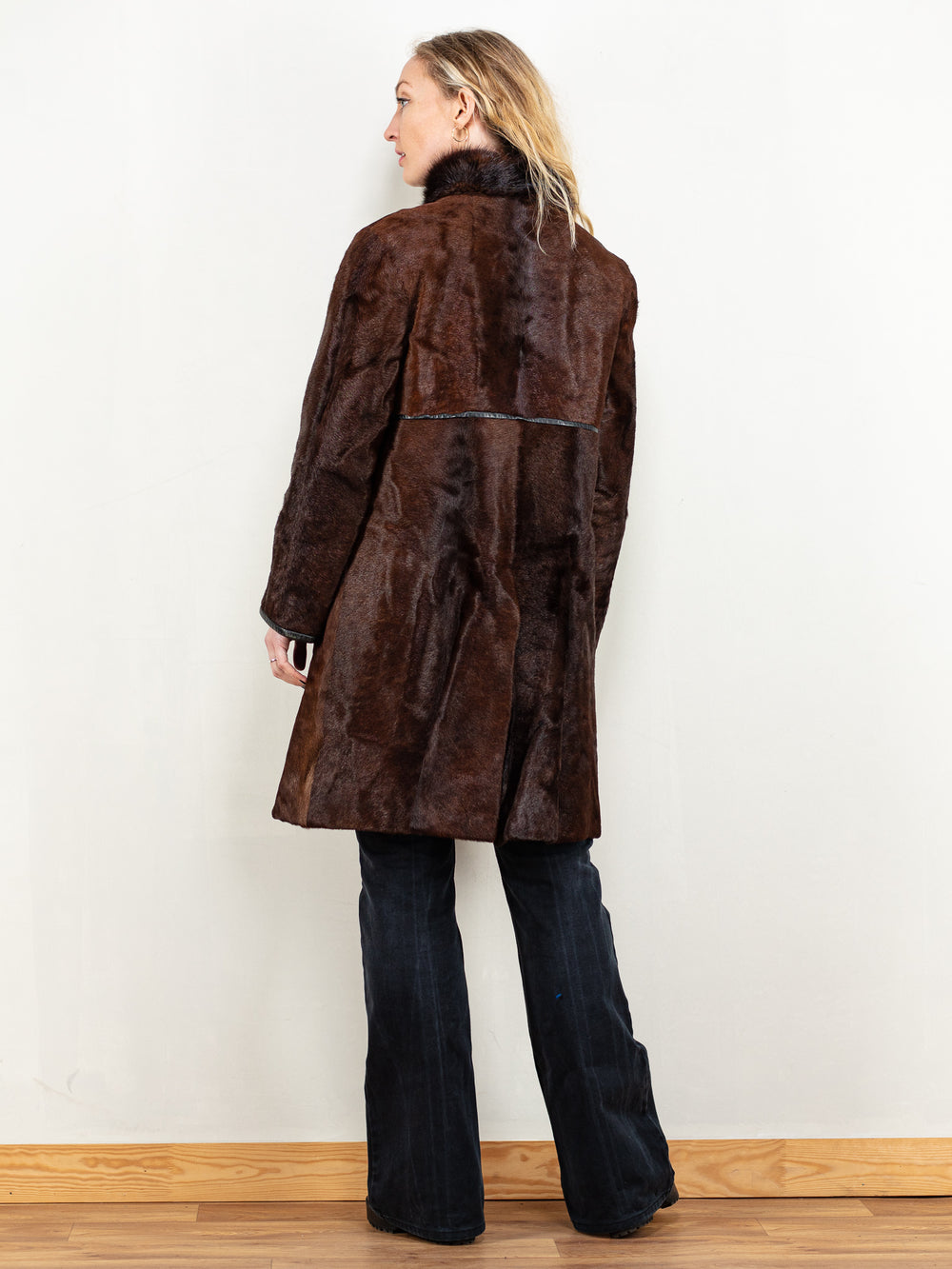 Vintage 60's Women Cows Fur Coat in Brown - NorthernGrip