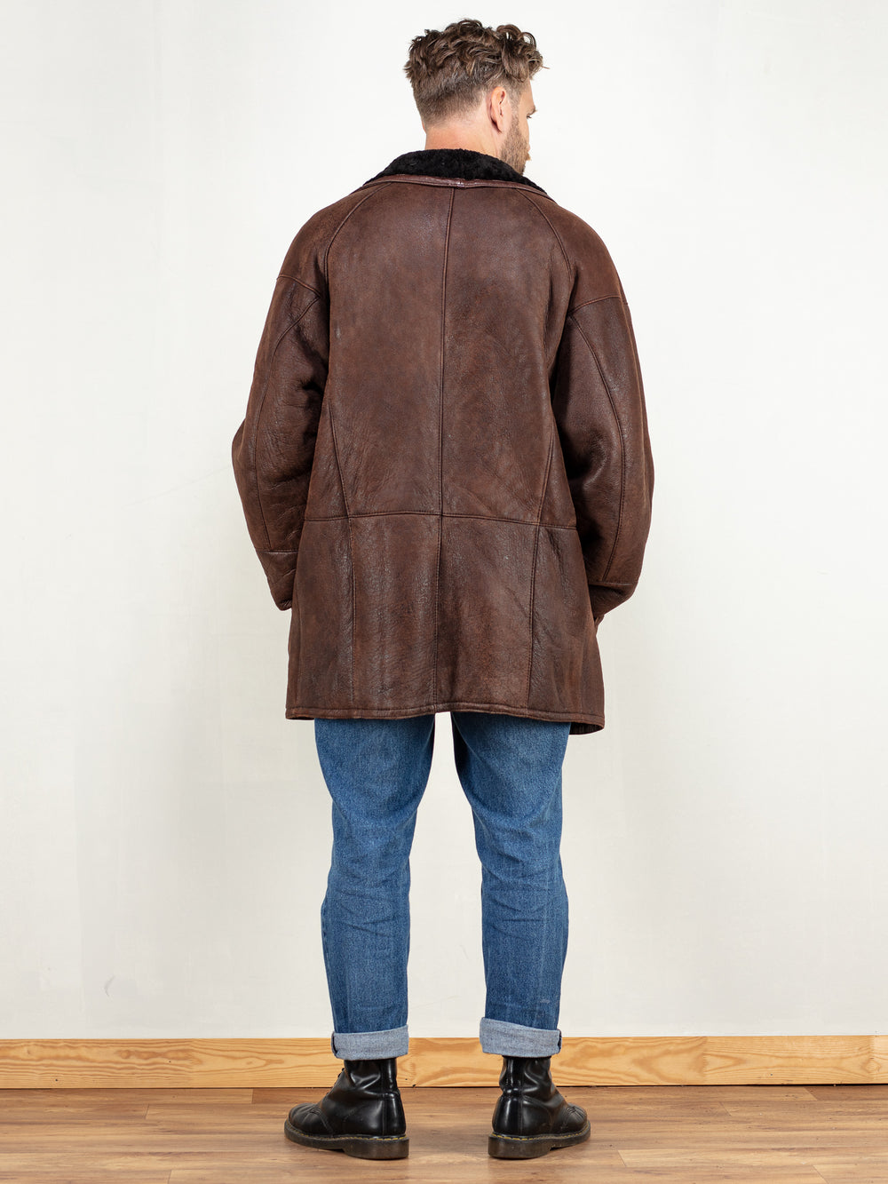 Vintage 80's Men Oversized Sheepskin Coat in Brown - NorthernGrip