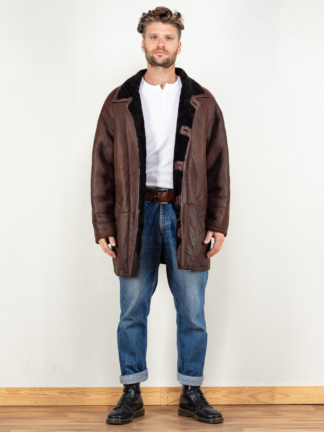 Vintage 80's Men Oversized Sheepskin Coat in Brown