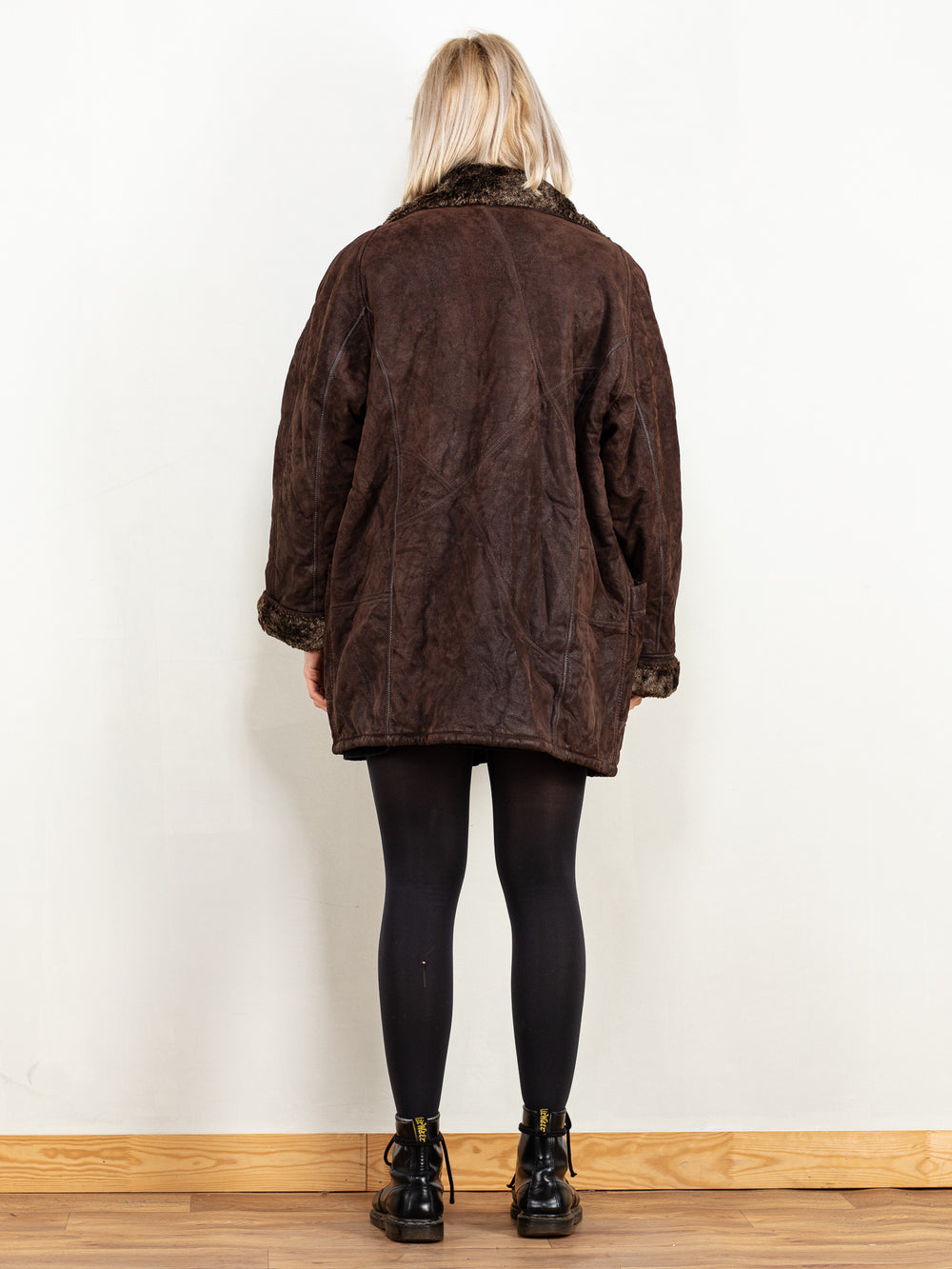 Vintage 90's Women Suede Sherpa Coat in Brown - NorthernGrip