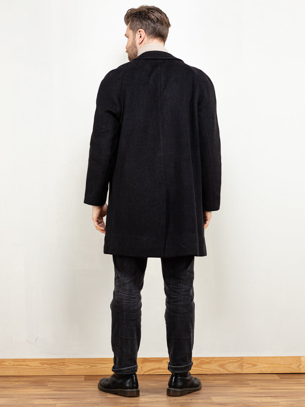 Vintage 80's Men Wool Blend Coat in Black - NorthernGrip