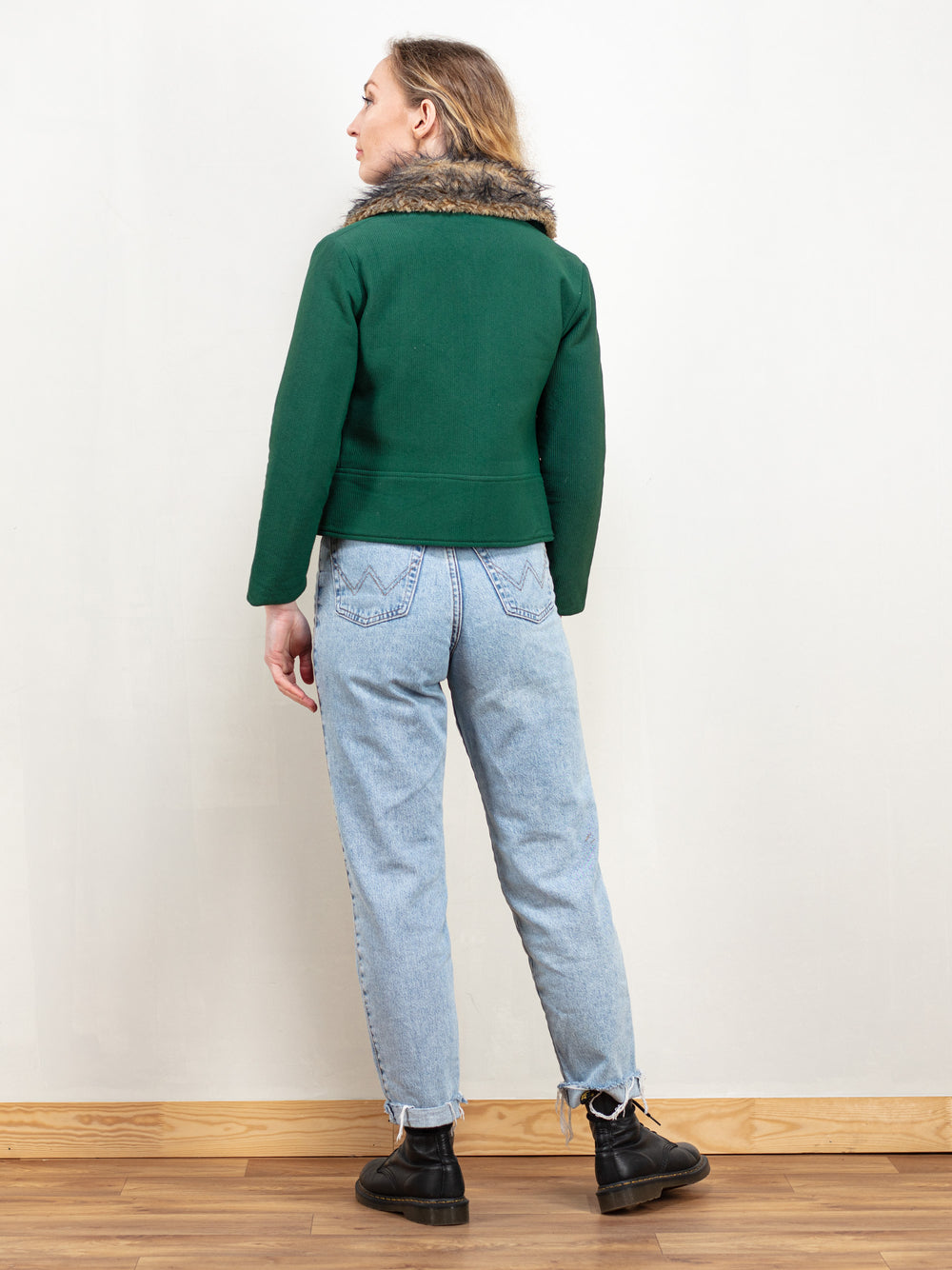 Vintage 70's Women Green Textured Jacket - NorthernGrip