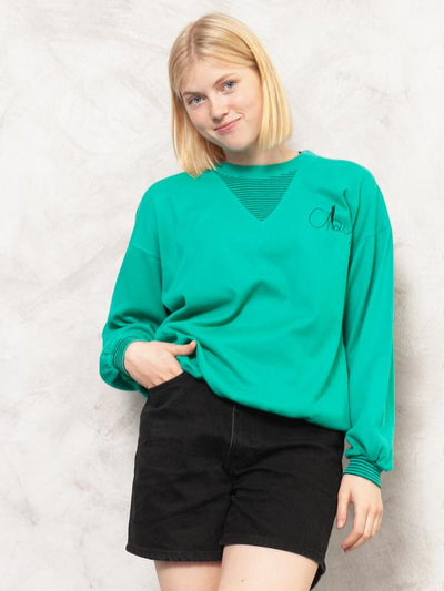 Vintage 80s Green Sweatshirt . Vintage Crewneck Sweatshirt Baggy Sweatshirt Women Everyday Women Green Sweatshirt 80s Clothing . size Large