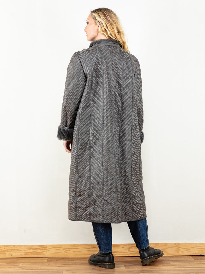 Vintage 80's Women Sheepskin Coat In Grey - NorthernGrip