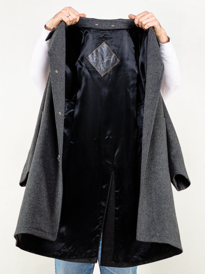Vintage 70's Men Wool Coat In Grey - NorthernGrip