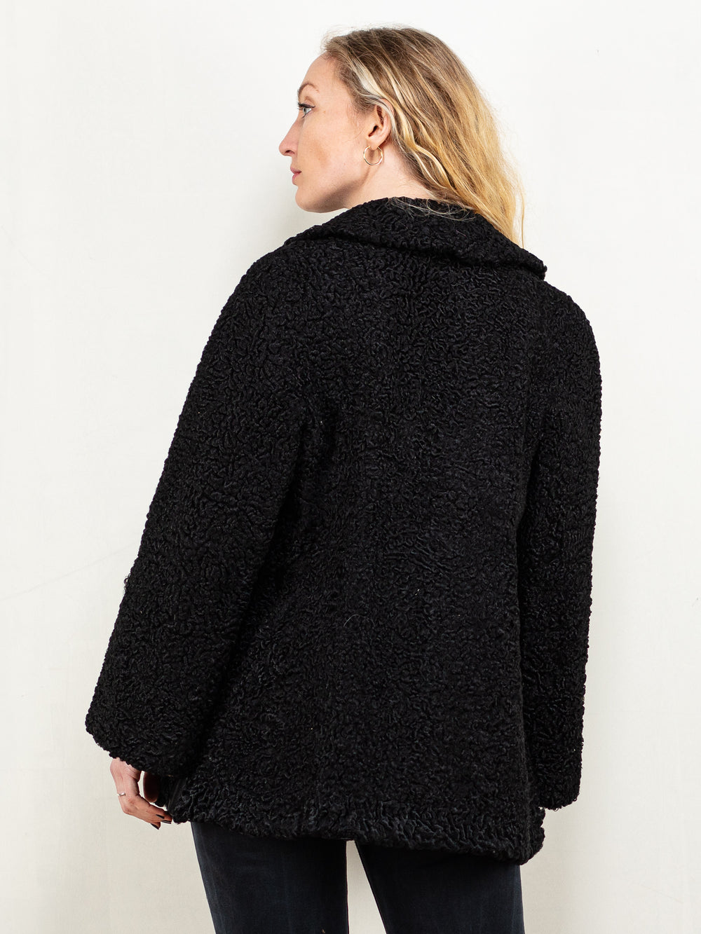 Vintage 70's Women Karakul Fur Short-Coat in Black - NorthernGrip