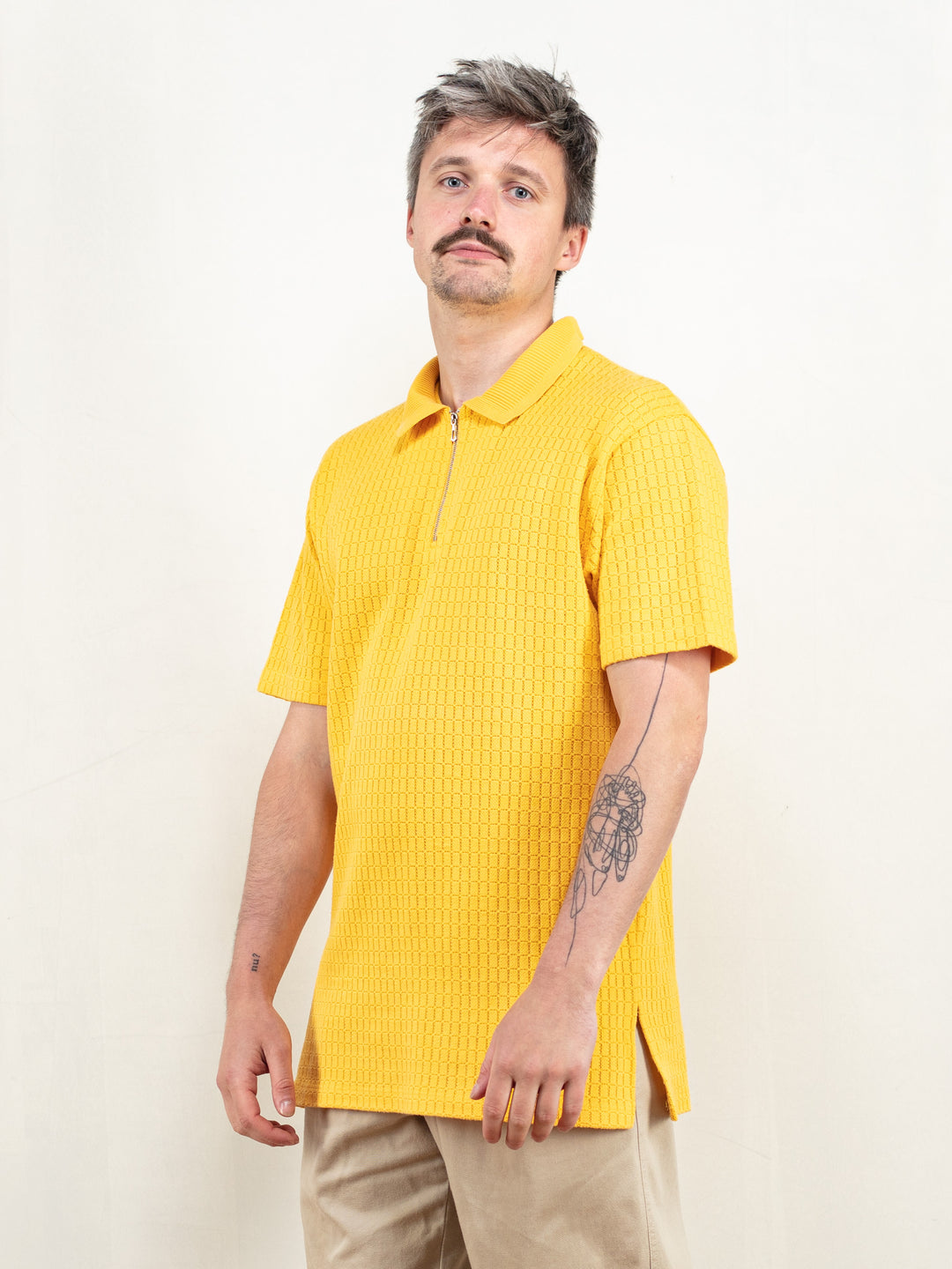 Men Knitted T-shirt 80s yellow cotton knit zip neck collared polo shirt men sun yellow short sleeve polo shirt summer t-shirt size medium