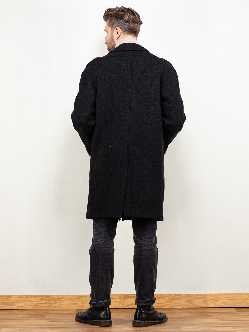 Vintage 90's Men Wool Coat in Black - NorthernGrip