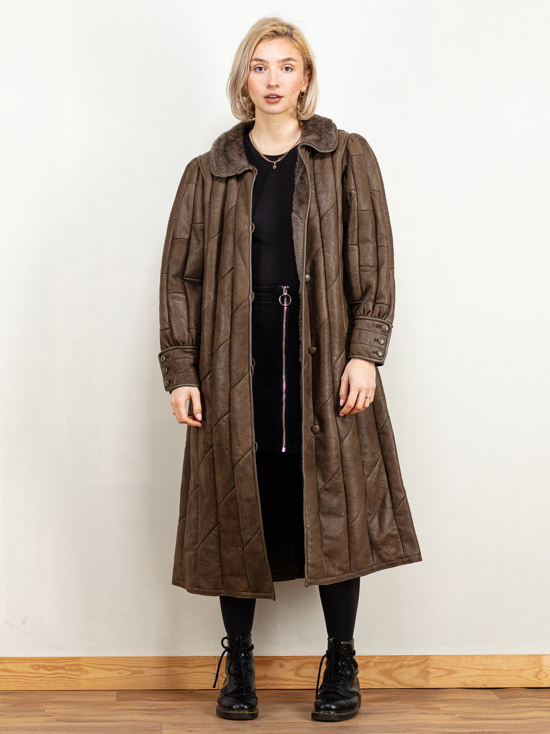 Vintage 80's Women Leather Sheepskin Coat in Brown - NorthernGrip