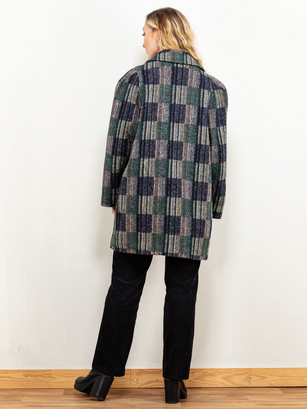 Vintage 80's Women Wool Blend Coat in Multi - NorthernGrip