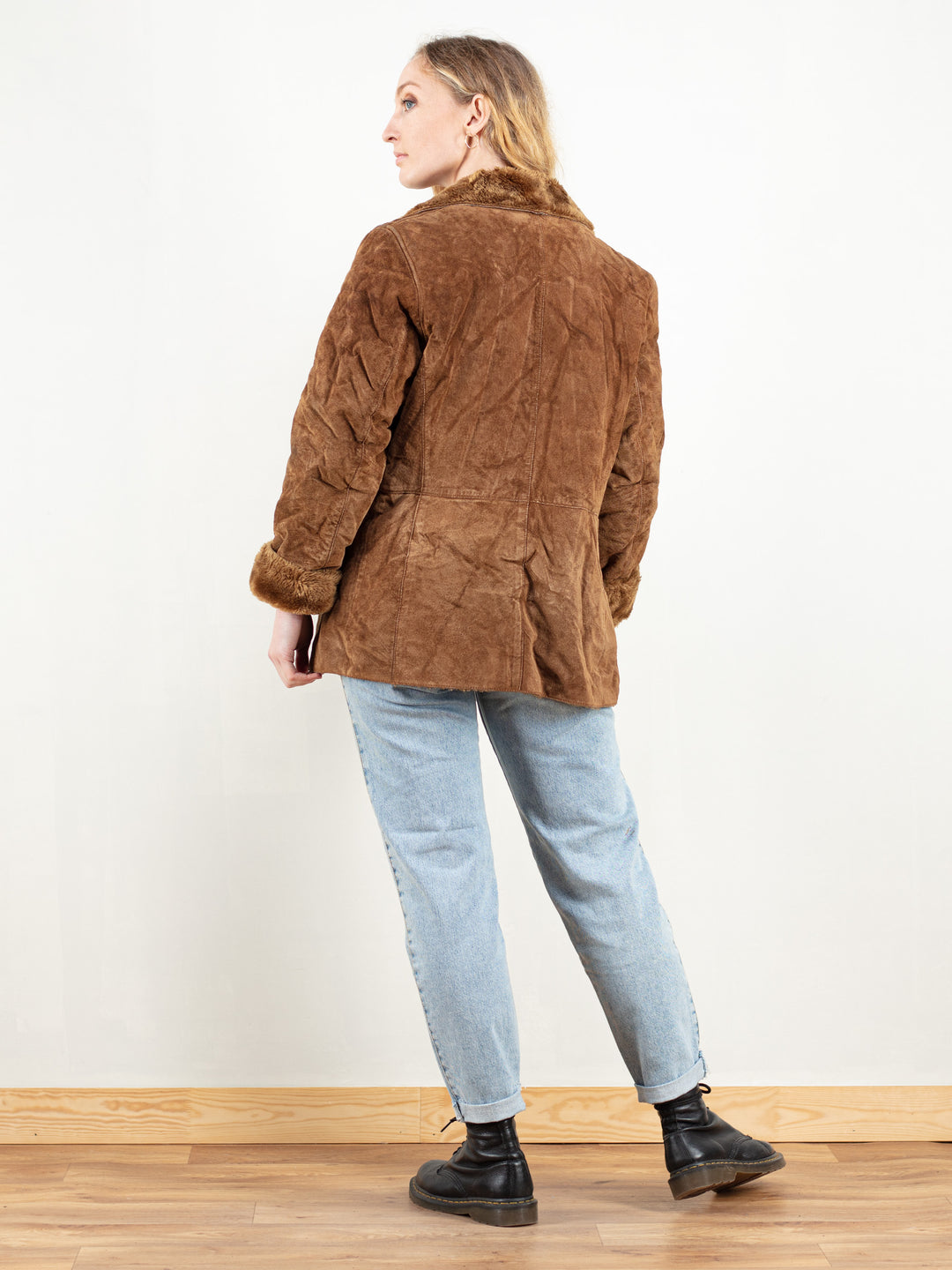 Brown Sherpa Jacket vintage 70s women suede winter outerwear sheepskin retro coat 70s vintage clothing size medium