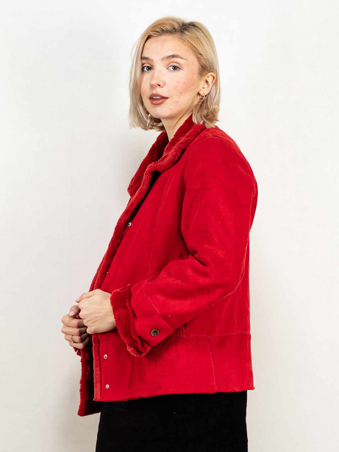 Red Faux Shearling jacket 90's faux suede vintage polyester jacket sherpa winter outerwear casual everyday sustainable fashion size medium