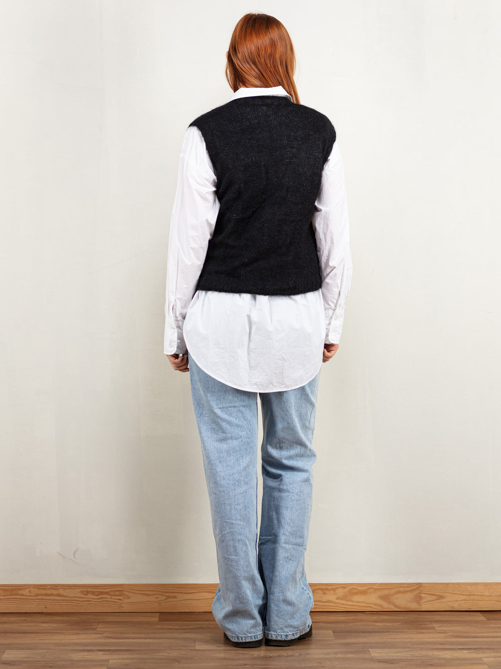 Vintage 90's Women Handmade Fine Knit Vest in Black - NorthernGrip