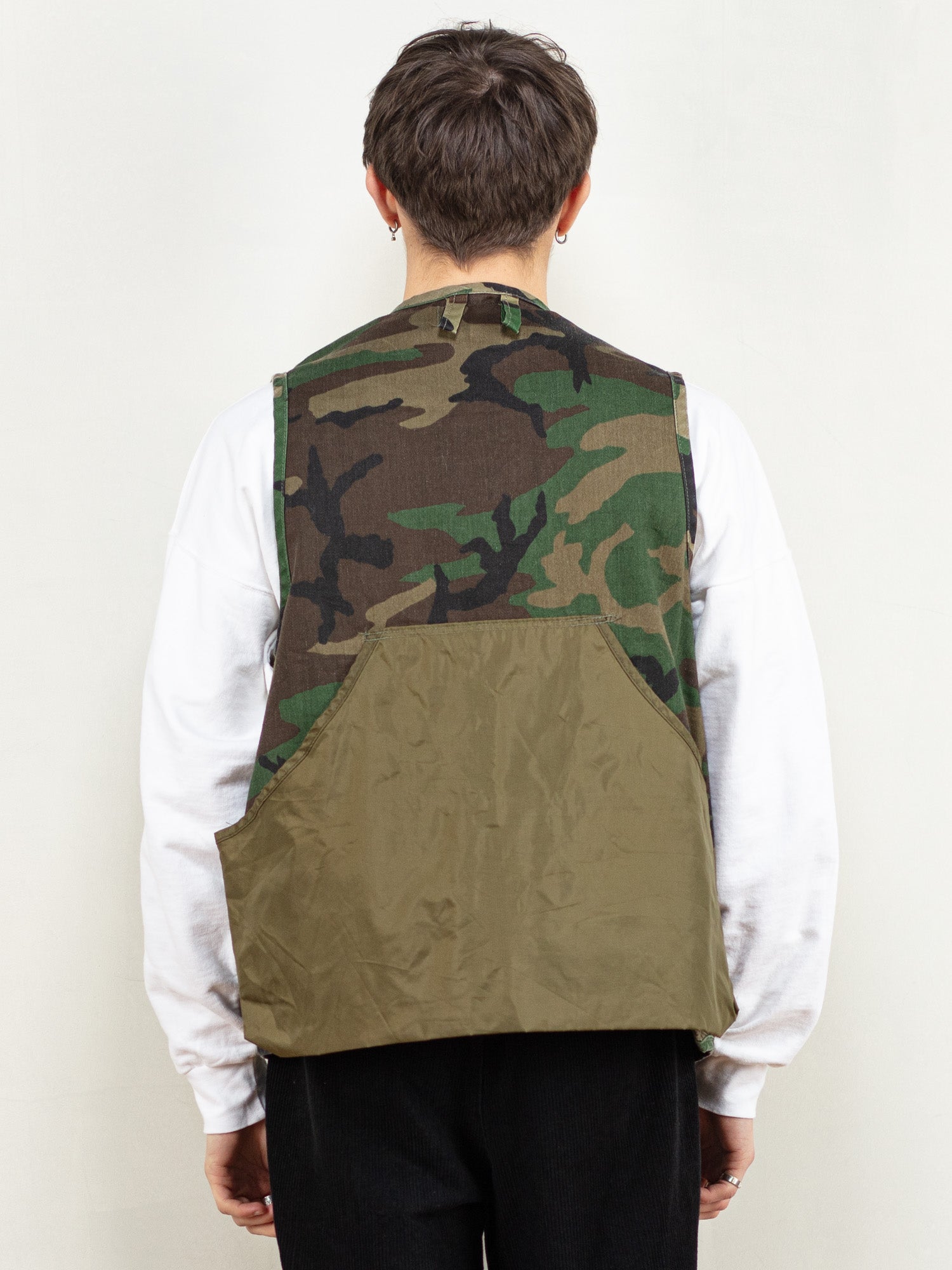 Online Vintage Store | 90's Men Utility Vest | Northern Grip