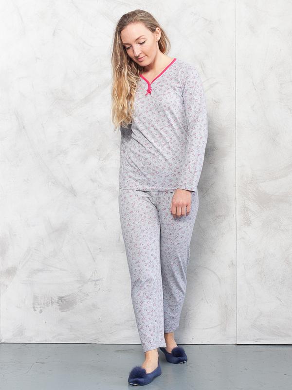 Vintage 90's Women Gray Ditsy Print Pajama Set - NorthernGrip