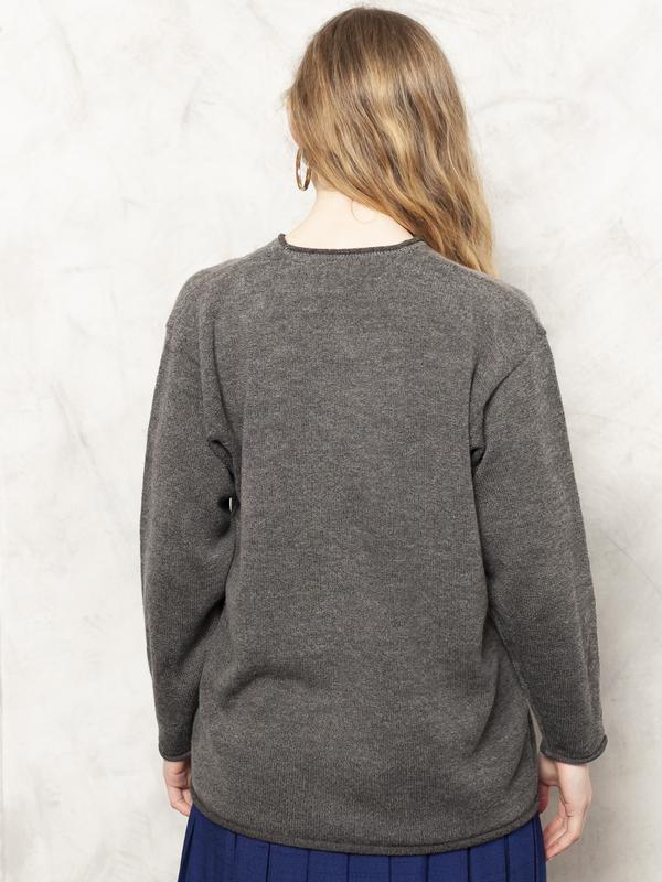 Vintage 90's V-neck Bold Women Sweater - NorthernGrip