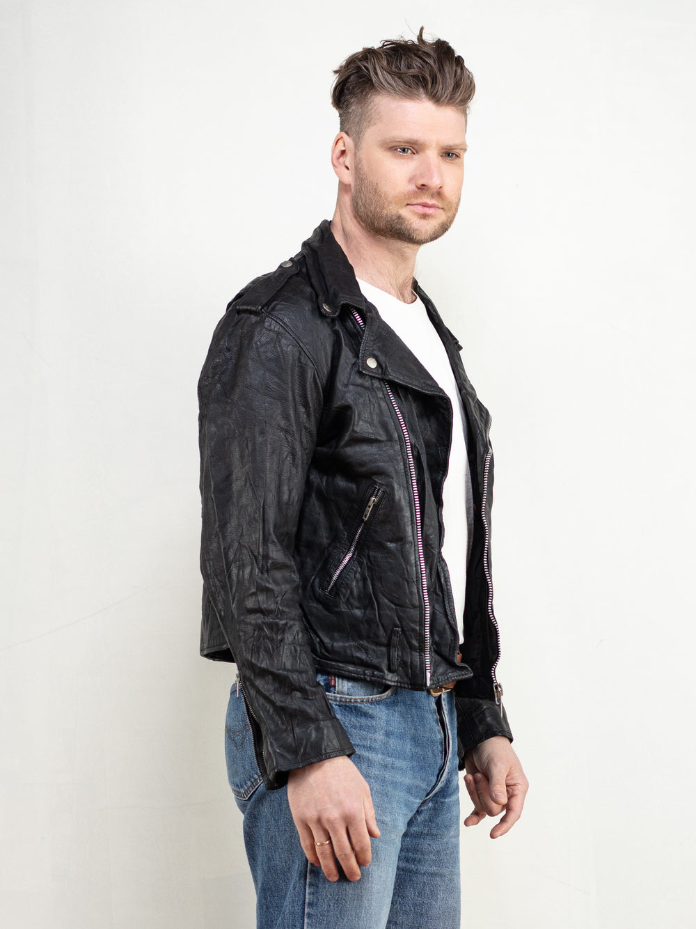 Vintage Men 90's Leather Biker Jacket - NorthernGrip