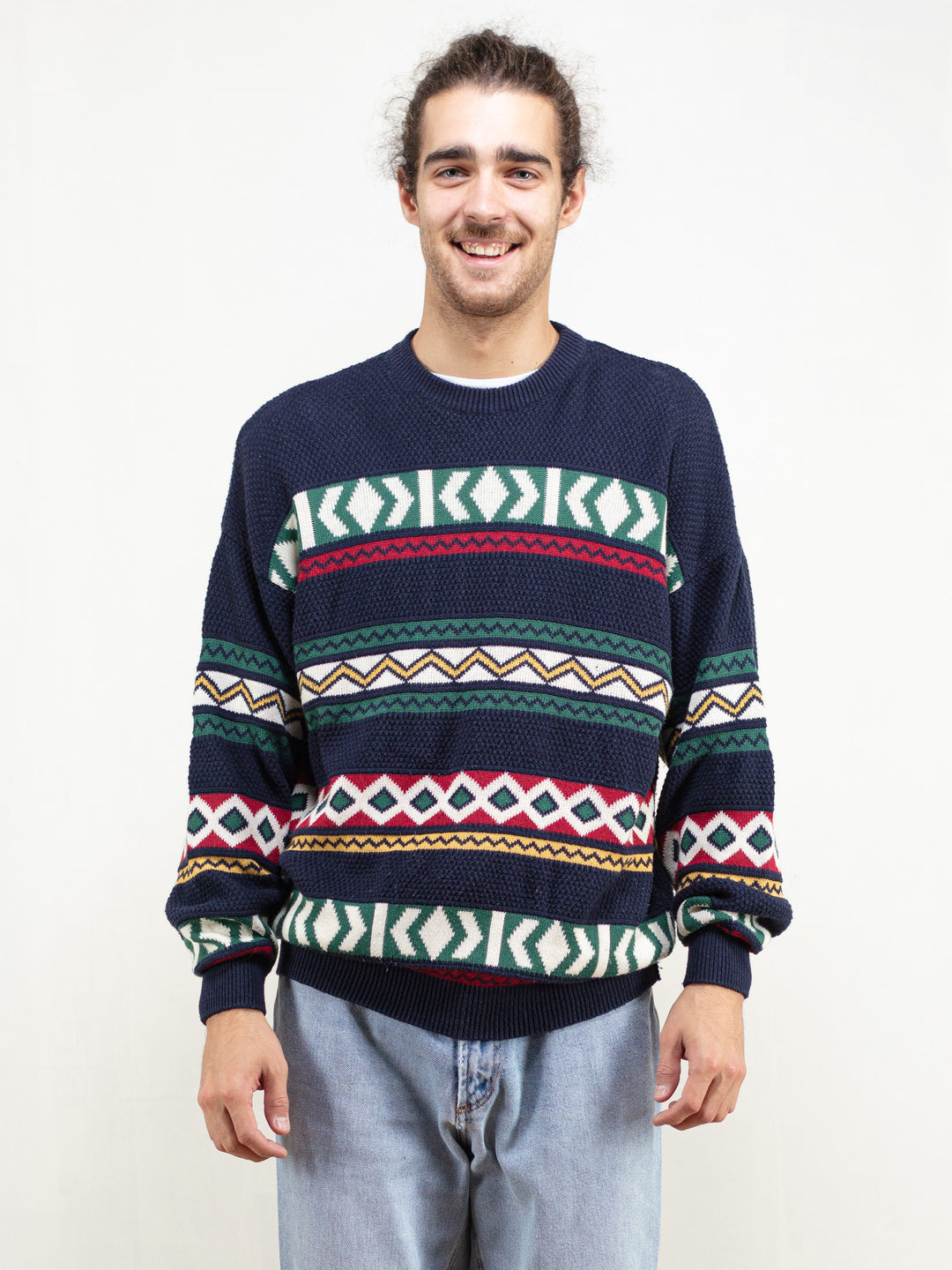 Vintage 90's Men Patterned Sweater