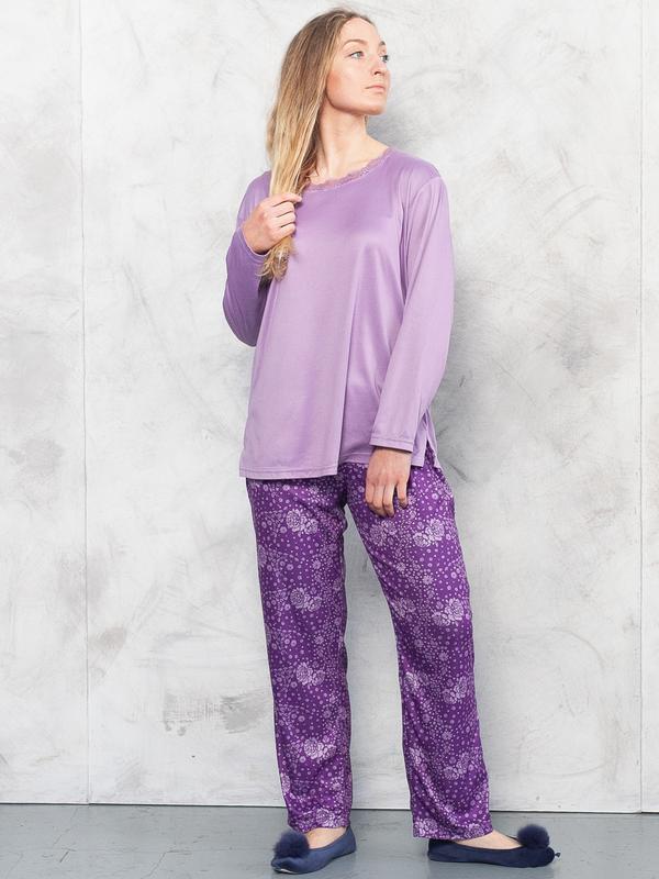 Vintage 90s Pajama Set Purple . Vintage PJs Women Cotton Ditsy Print Pajama Two Piece Set Pajama Set Women Silky Pyama Set . size Medium