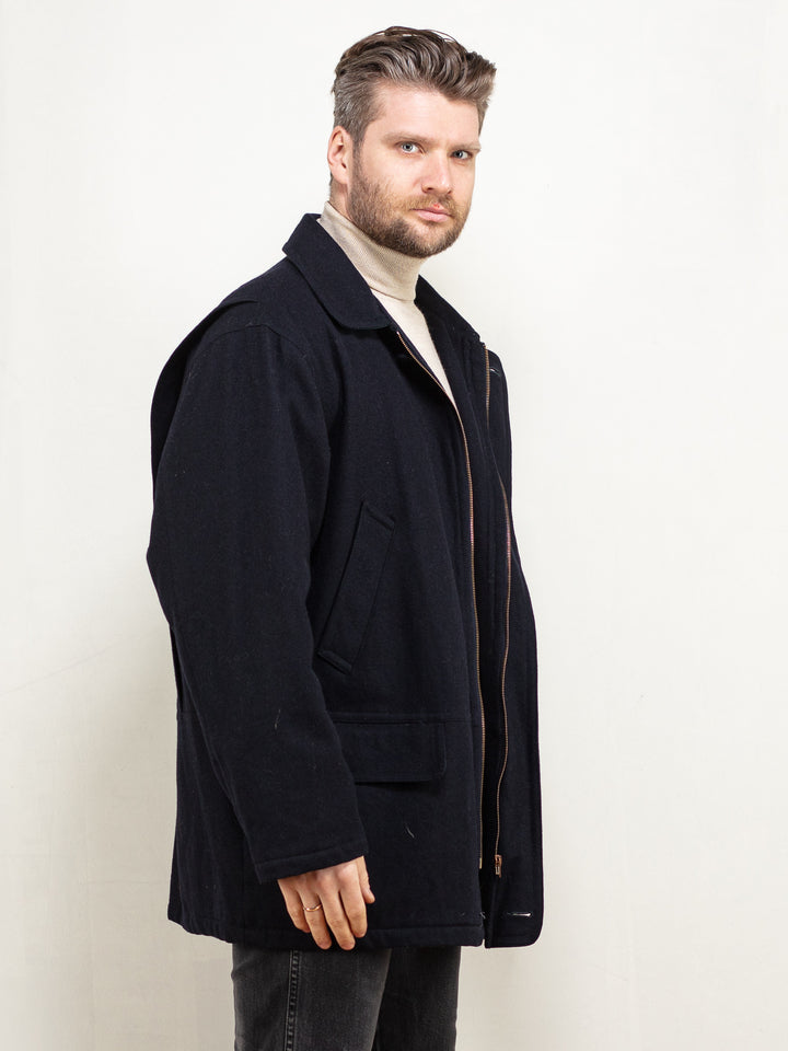 Vintage 80's Men Wool Blend Coat in Navy - NorthernGrip